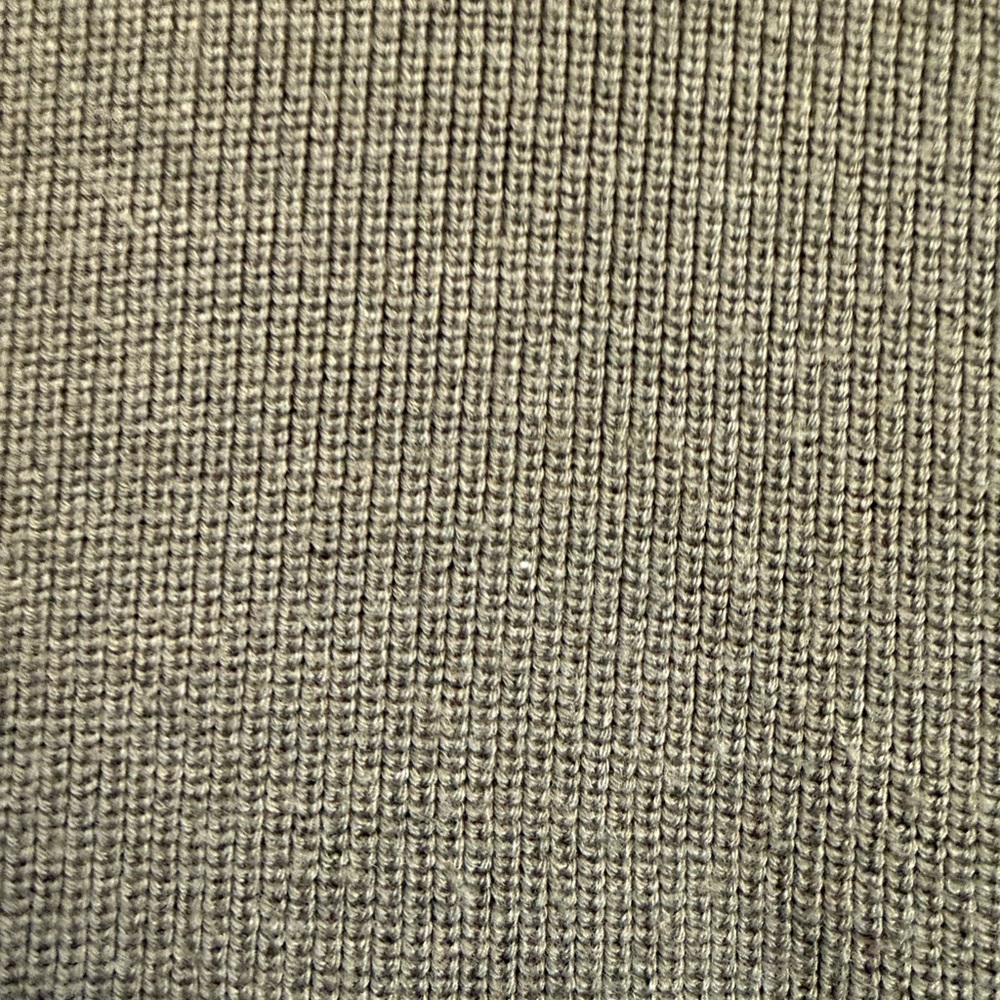 Two Athleta Olive Green V-Neck Tops - Knit Sweater & Long Sleeve Essential Tee L - Picture 6 of 9